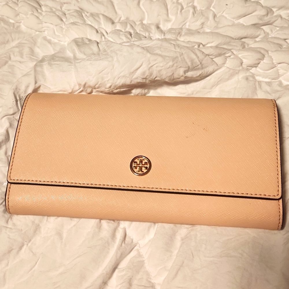 Tory Burch wallet